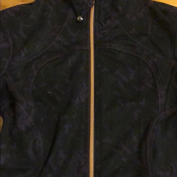 Lululemon jacket - Picture 3 of 5
